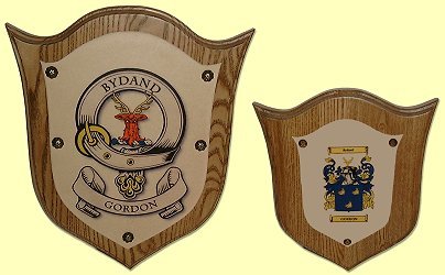 clan badge and coat of arms plaque image